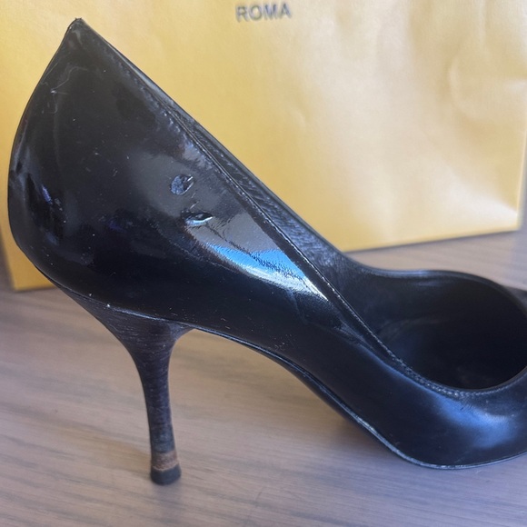 Fendi Glossy Black Heels - Picture 5 of 5
